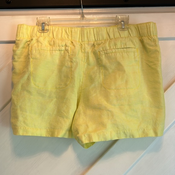 Lily pulitzer linen bright yellow pull on shorts size XL - Picture 6 of 6